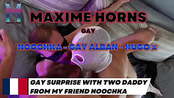 Tous les participants à cette vidéo ont été testés il y a moins de 2 semaines garantissant un tournage 100% saf