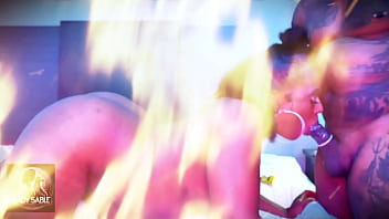 Come inside my room lady sable