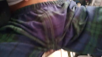 Tocándome Mientras Trabajo thumbnail