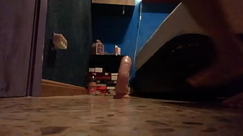 Pene gigante montado