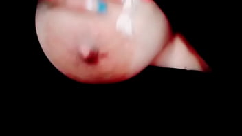 Tocandose las bobbies