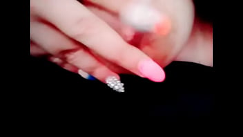 Tocandose las bobbies