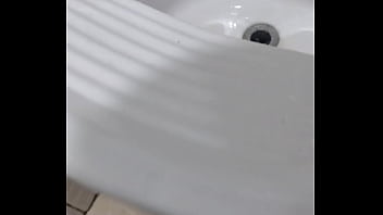 Homem descobre prazer anal