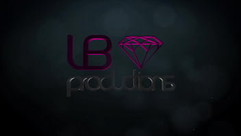 Maisie lewis's cockpuppets experience