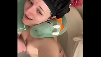 I took an epsom salt and bathbomb batham i still cute with a fever