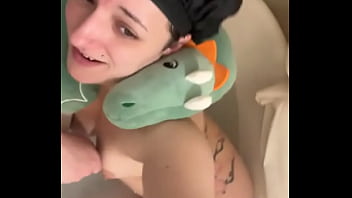 I took an epsom salt and bathbomb batham i still cute with a fever