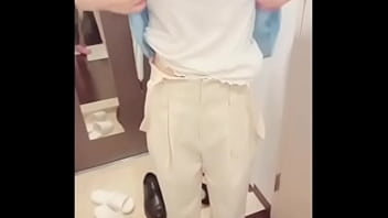 【個人撮影】服の下は可愛い下着とえっちな体 帰宅して即脱がされる色白美女まりあ 前編 japanese amateur hentai