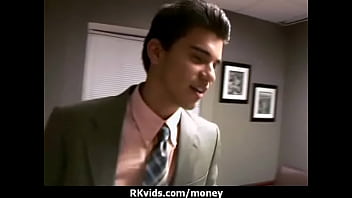 Amateur chick takes money for a fuck 6