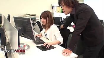 Yumi maeda's secret office affair in silky stockings