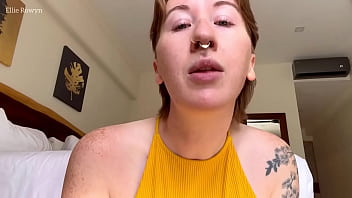 Jerk off to step mommy's itchy nose