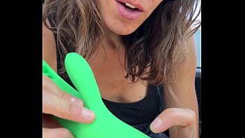 Let's #unboxing and #test my new vivifie offcl in my car white i'm waiting for my date #vivifie #amateur #asmr