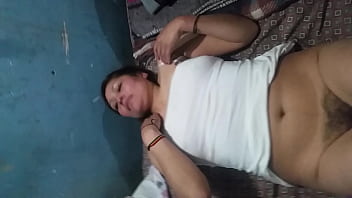 Stefany la novia de mi feje me da una chupadita