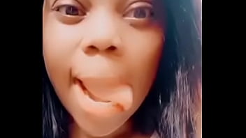 Bigger titt and sweet lips