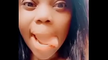 Bigger titt and sweet lips