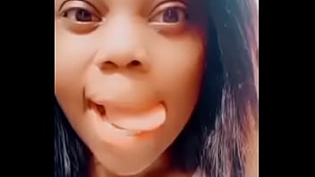 Bigger titt and sweet lips