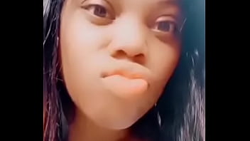 Bigger titt and sweet lips