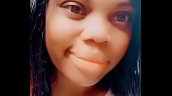 Bigger titt and sweet lips