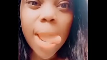 Bigger titt and sweet lips