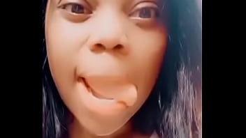 Bigger titt and sweet lips