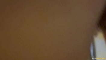 Milf gostosa treina pelada deixando amostra seu clitóris grande para provocar seu personal – fabi drumond