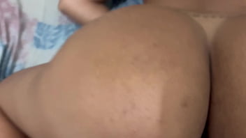 Vazou no whatsapp vídeo amador gostosa foder no pelo e deixando o novinho gozar dentro