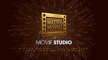 Treino sem calcinha pra provocar o personal e punheta suada em casa