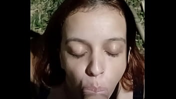 Chupando a pica do uber na beira da estrada se inscreva no canal para o video completo