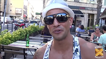 Sa belle queue va défoncer ma chatte