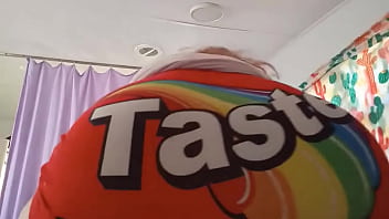 #humpday #ilovebigblackcock #tastetherainbow