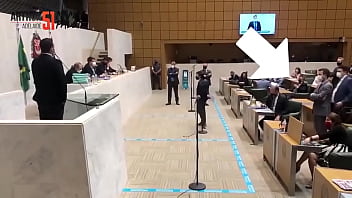 Bato de frete sempre tá ofendidinho