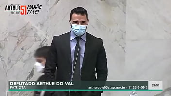 Bato de frete sempre tá ofendidinho