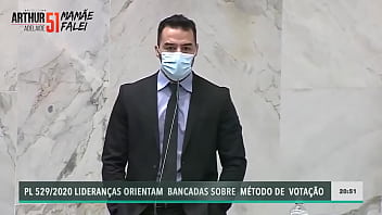 Bato de frete sempre tá ofendidinho