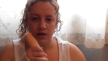 Me masturbo y me corro para ti