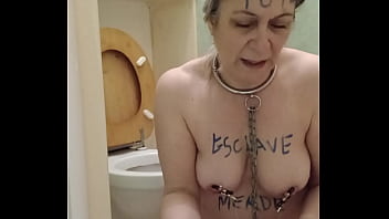 2025 01 15 esclave f autoseance truie humiliee leche wc
