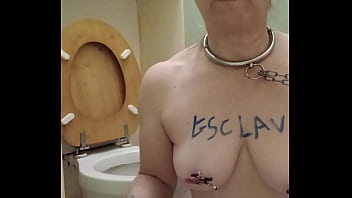 2025 01 15 esclave f autoseance truie humiliee leche wc