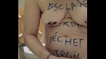 2025 01 15 esclave f autoseance truie humiliee leche wc