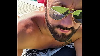 Bientôt les vacances au cap mission bronzage du cul tout blanc