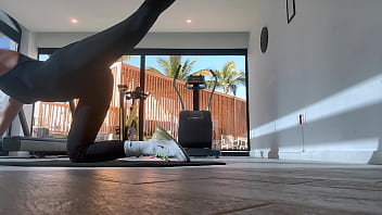 Real amateur tanned slut needs a good fucking from the pool boy