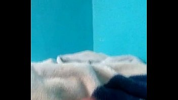 Novinho Dotado Do Pau Gostoso Batendo Uma No Quarto De Manhã thumbnail