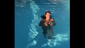 Coucou mes coquinous il fait beau il fait chaud alors hop un petit