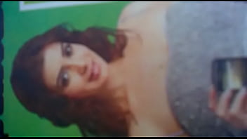 Iliana Hot thumbnail