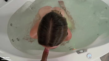 Slut rimming and sucking cock in a jacuzzy cum on tits