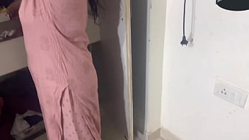 Follando a la vecina cachonda en pijama