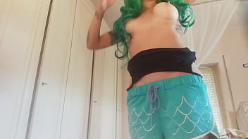 My stepsister tries on her new bikini she doesn't know she is being watched by me