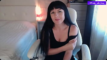 Sweet little titty jessy chair strip teasin' & pussy pleasin'