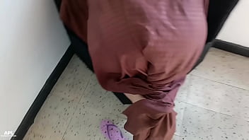 Jugando y grabando porno amateur con la puta de mi novia parte 1