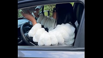 Blogueira carioca fode com entregador de pizza do ifood sem camisinha