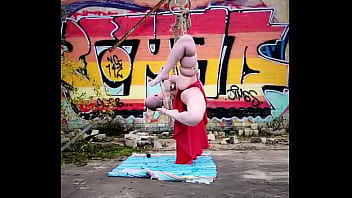 Went urbexing with thatkinkycad to do some fun rope stuff as is often the case our original plan was a bust but we got