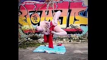 Went urbexing with thatkinkycad to do some fun rope stuff as is often the case our original plan was a bust but we got