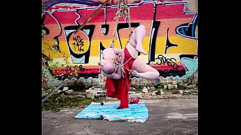 Went urbexing with thatkinkycad to do some fun rope stuff as is often the case our original plan was a bust but we got